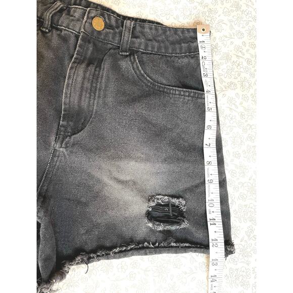 Cider Black Distressed High Rise Denim Shorts Women’s S - Picture 6 of 7